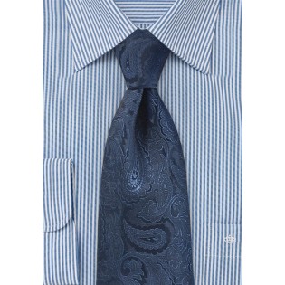 Woven Paisley Print Tie in Bold Navys
