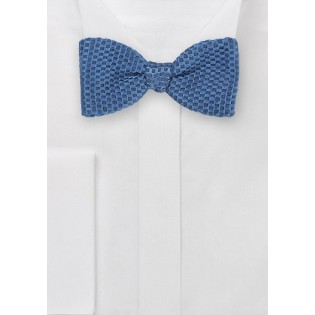 Textured Self-Tied Bow Tie in Teal