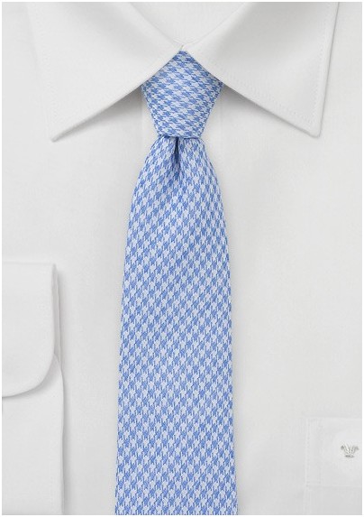 Slim Houndstooth Tie in Pastel Blue