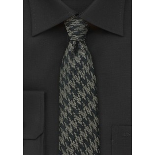 Trendy Wool Houndstooth Check Tie in Black and Gray