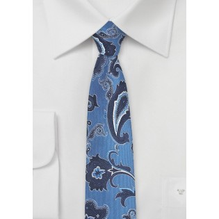 Trendy Paisley Tie in Blue and Navy