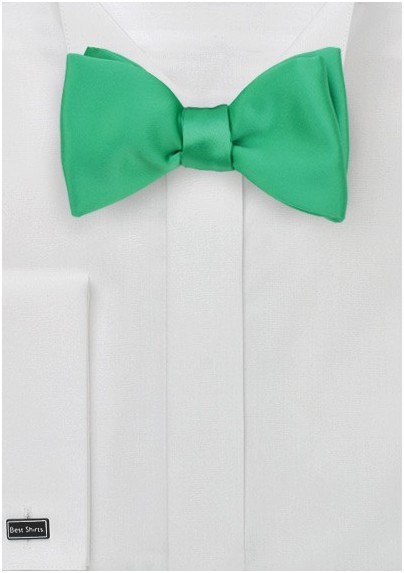 Self Tie Bow Tie in Emerald