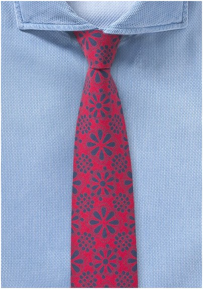 Red Tie with Geometric Lace Print in Navy