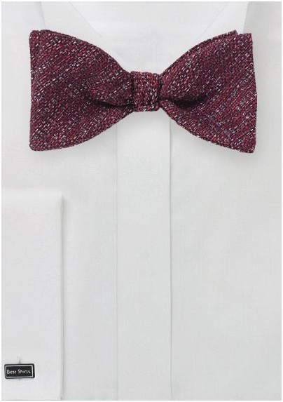 Textured Seld-Tie Bow Tie in Burgundy