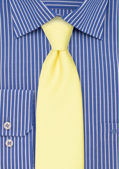 Linen Textured Necktie in Lemon Chiffon