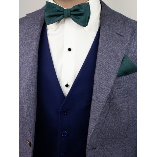 Woolen Bow Tie in Gem Green Styled