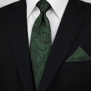 XL Length Paisley Tie in Forest Green