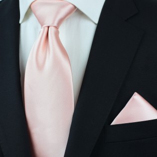 XL Tie in Peach Blush Styled