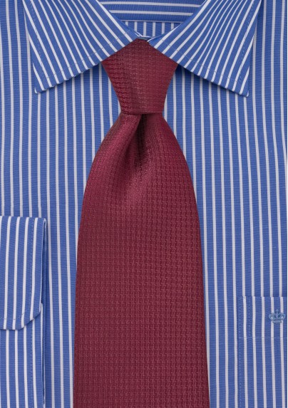 Micro Houndstooth Check Tie in Merlot Red