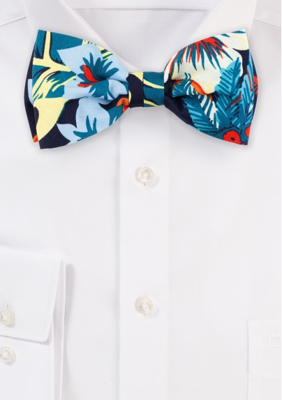 Hawaii Print Bow Tie in Cotton