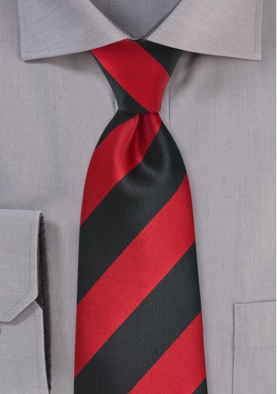 Black and Red Striped Tie in XL